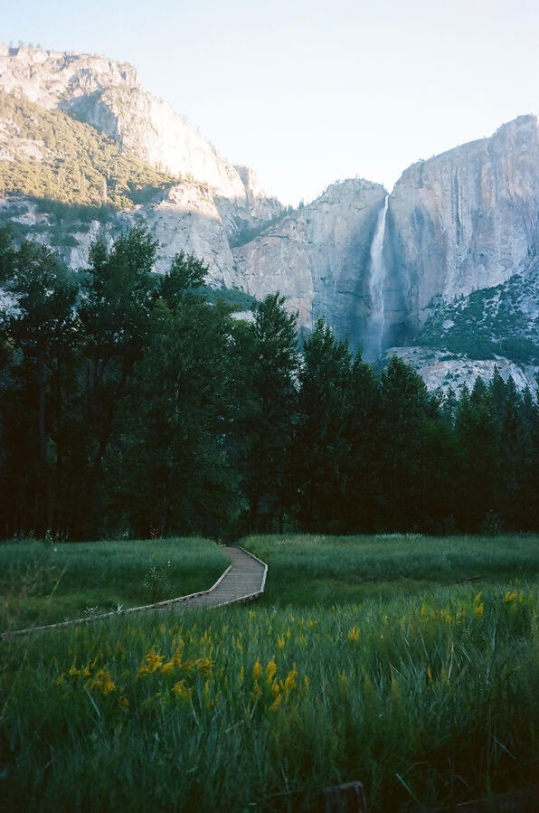yosemite falls. yosemite falls.